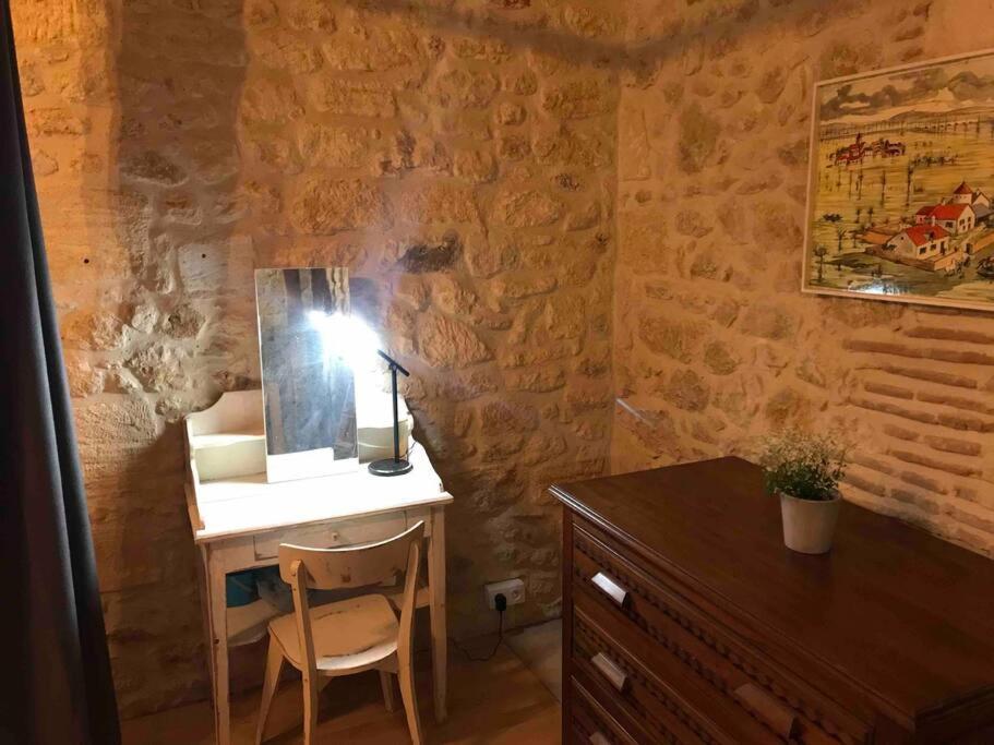 Castels La Maison Du Puit מראה חיצוני תמונה