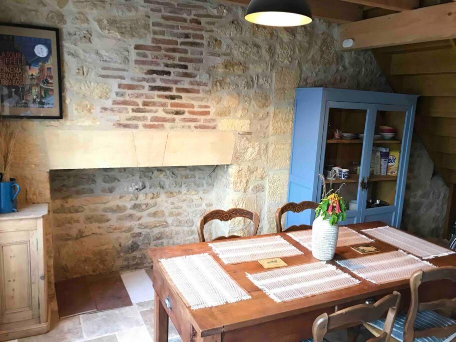 Castels La Maison Du Puit מראה חיצוני תמונה